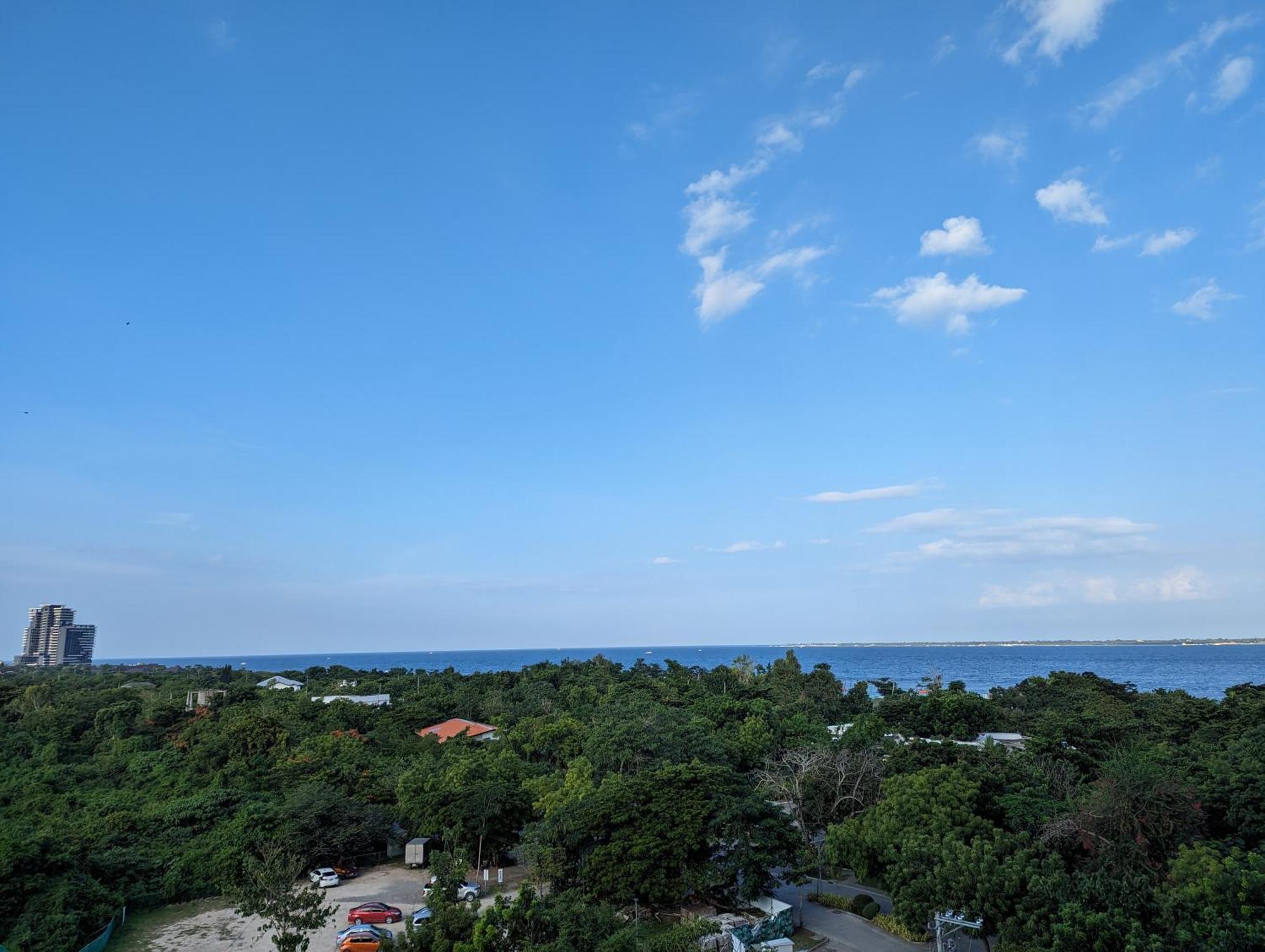 Dominiks Stylish Resort Gem Ocean View Pool Queen Bed At Tambuli 8 Floor Fast Wifi Lapu-Lapu City Kültér fotó